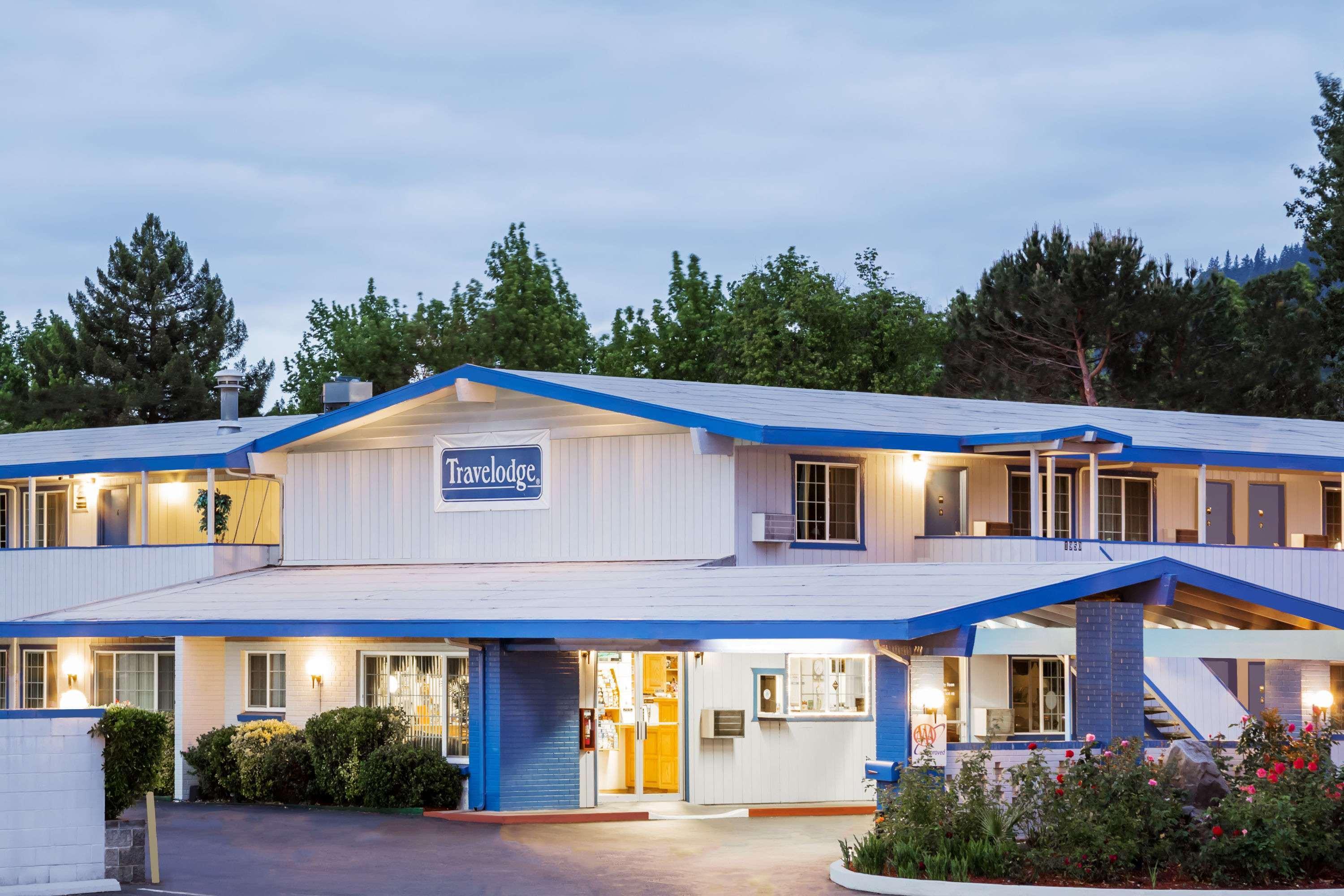 Travelodge By Wyndham Grants Pass Exterior photo